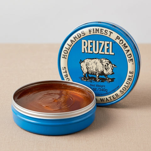Reuzel Blue Pomade - open potje met inhoud
