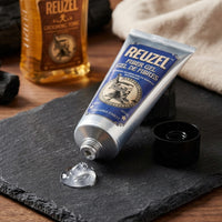 Reuzel Fiber Hair Gel - open potje met zichtbare inhoud en textuur