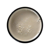 Arcadian Bay Rum Clay Pomade, pot ouvert avec texture argile crème vu de dessus