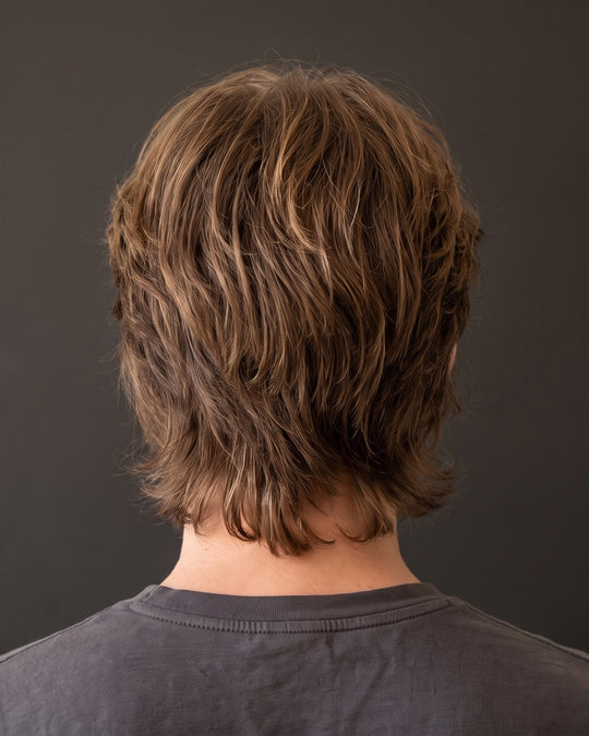 Wolf cut, Arrière